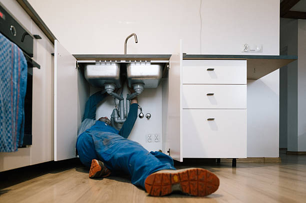 Professional Emergency Plumber technician working in Bowmansville, PA
